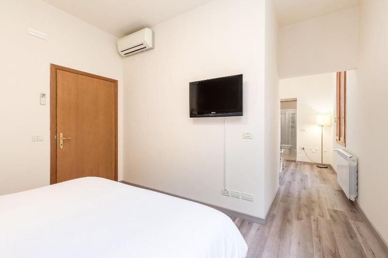 B And B Casanova Ai Tolentini البندقية المظهر الخارجي الصورة